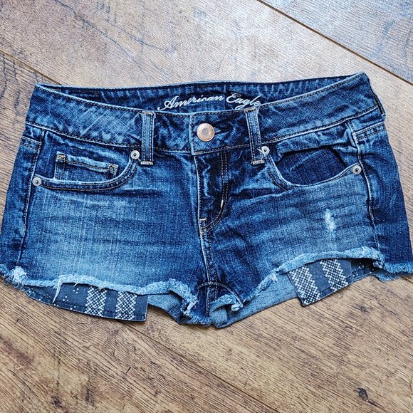 American Eagle Outfitters Pants - AMERICAN EAGLE Women's Stretch Low-Rise Shorts - Size 0